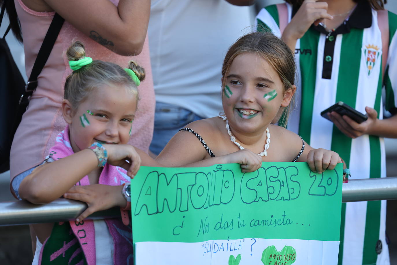 El fantástico ambiente en El Arcángel en el Córdoba CF - Fuenlabrada, en imágenes