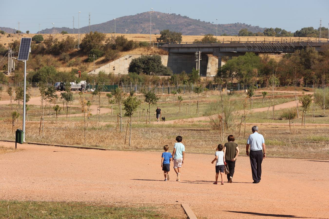 La evolución del nuevo parque de Levante de Córdoba, en imágenes