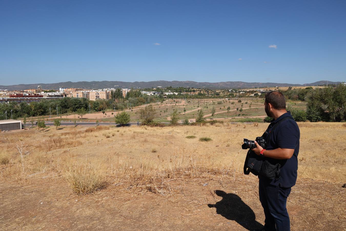 La evolución del nuevo parque de Levante de Córdoba, en imágenes