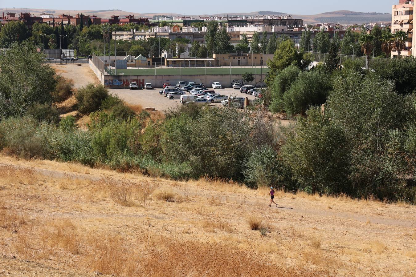 La evolución del nuevo parque de Levante de Córdoba, en imágenes