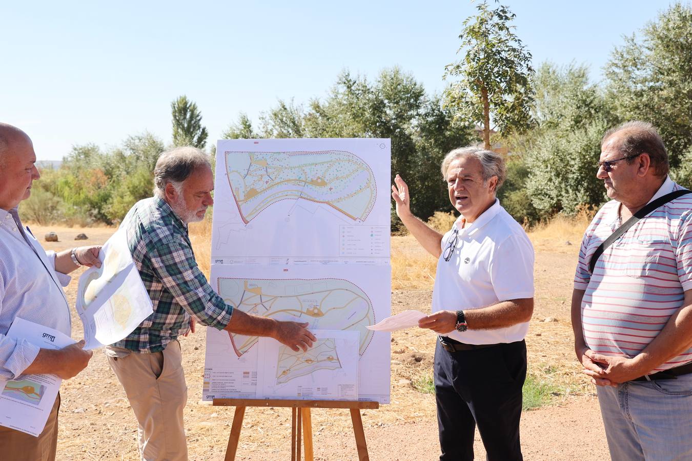 La evolución del nuevo parque de Levante de Córdoba, en imágenes