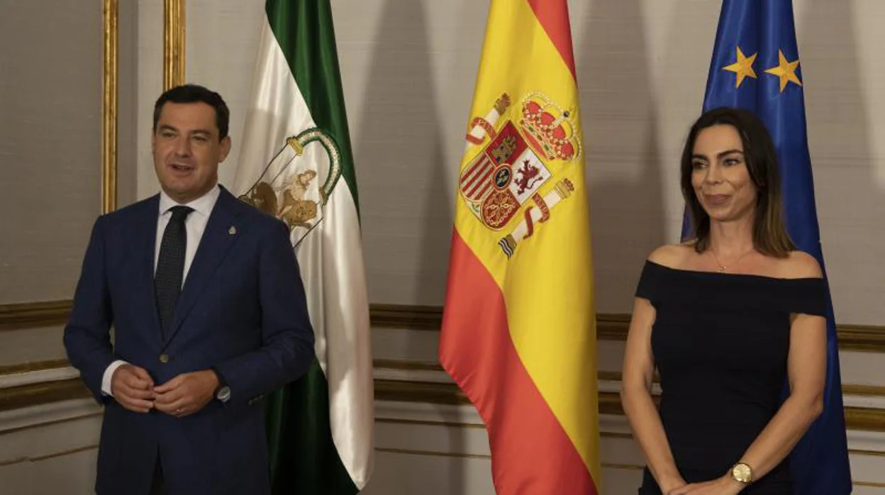 La Junta de Andalucía nombra a 80 delegados provinciales y cambia de interventora general