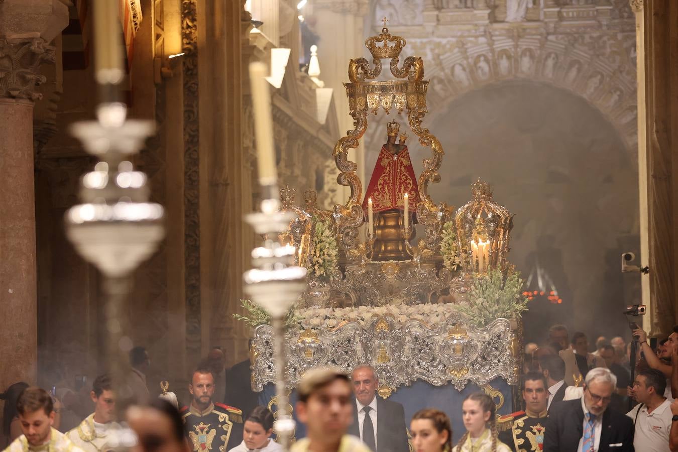 La procesión de la Fuensanta en Córdoba, en imágenes