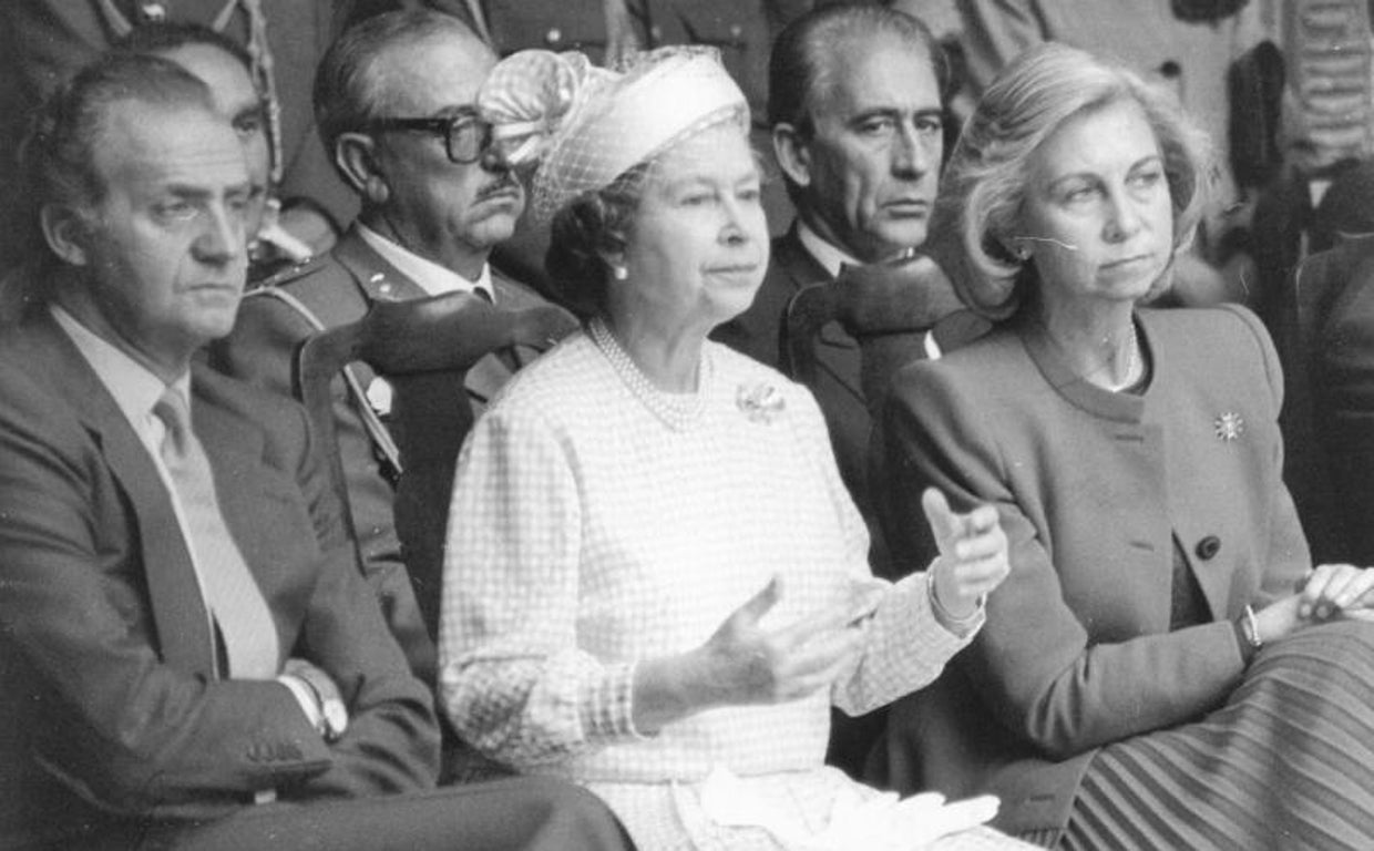La Familia Real española, a la espera de la invitación para el funeral de Isabel II