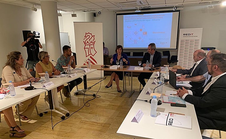 REDIT e Innovación presentan en Alicante las claves sobre la gestión eficiente del agua