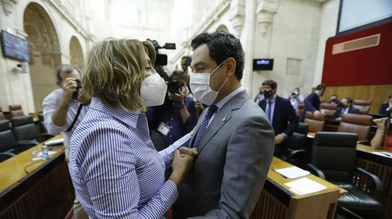 El nuevo Gobierno del PP en Andalucía tiene más altos cargos que el de Susana Díaz