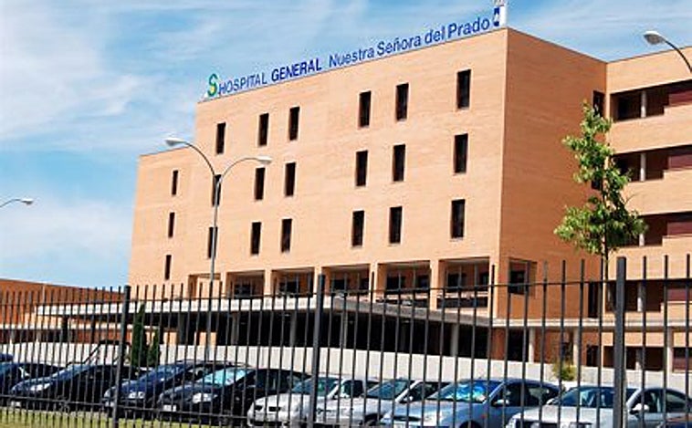 Un herido tras salirse de la vía con su vehículo, que luego se incendió, en El Casar de Talavera