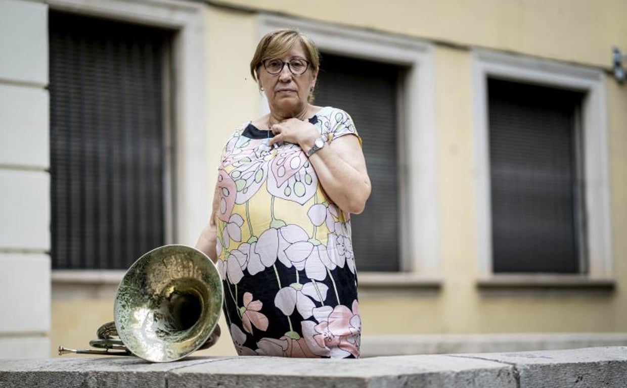 Imagen de la profesora de Música Encarna Grau, en paro por no tener el título de valenciano