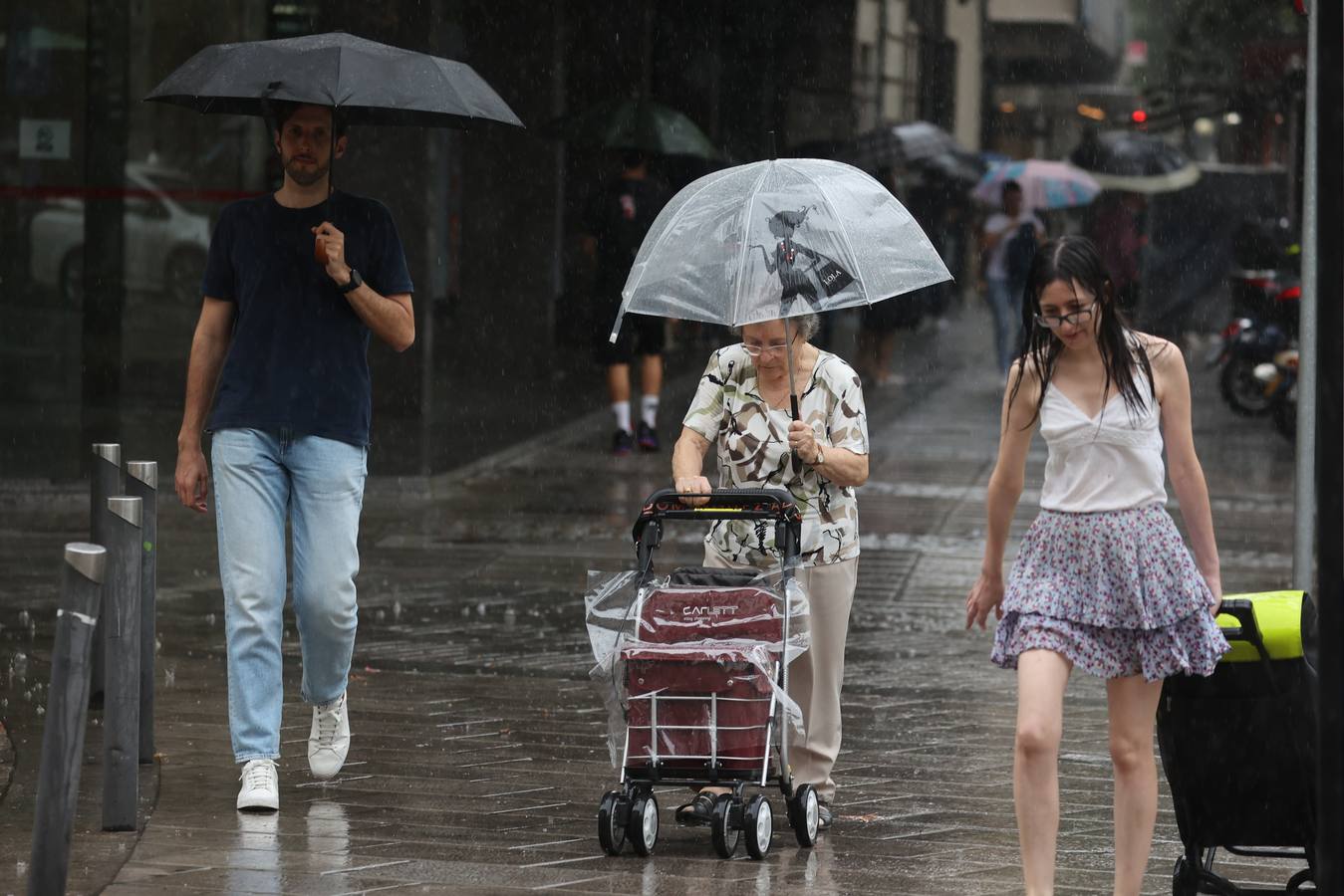 La ansiada lluvia vuelve a Córdoba, en imágenes