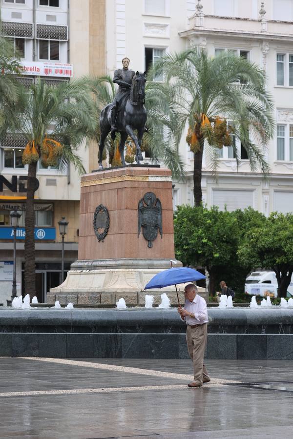 La ansiada lluvia vuelve a Córdoba, en imágenes
