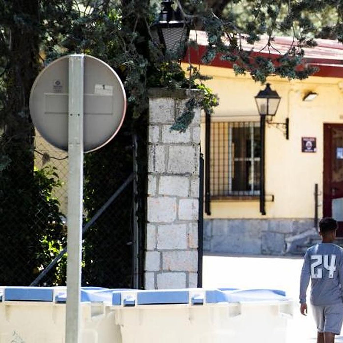 Tráfico de menas desde centros de Canarias a 1.000 euros por menor