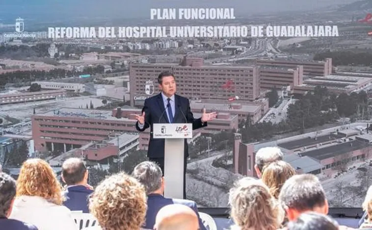 Page avanza que el hospital de Guadalajara contará  con cirugía pediátrica y neurocirugía