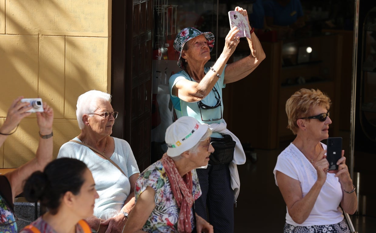 Turistas en Córdoba este sábado
