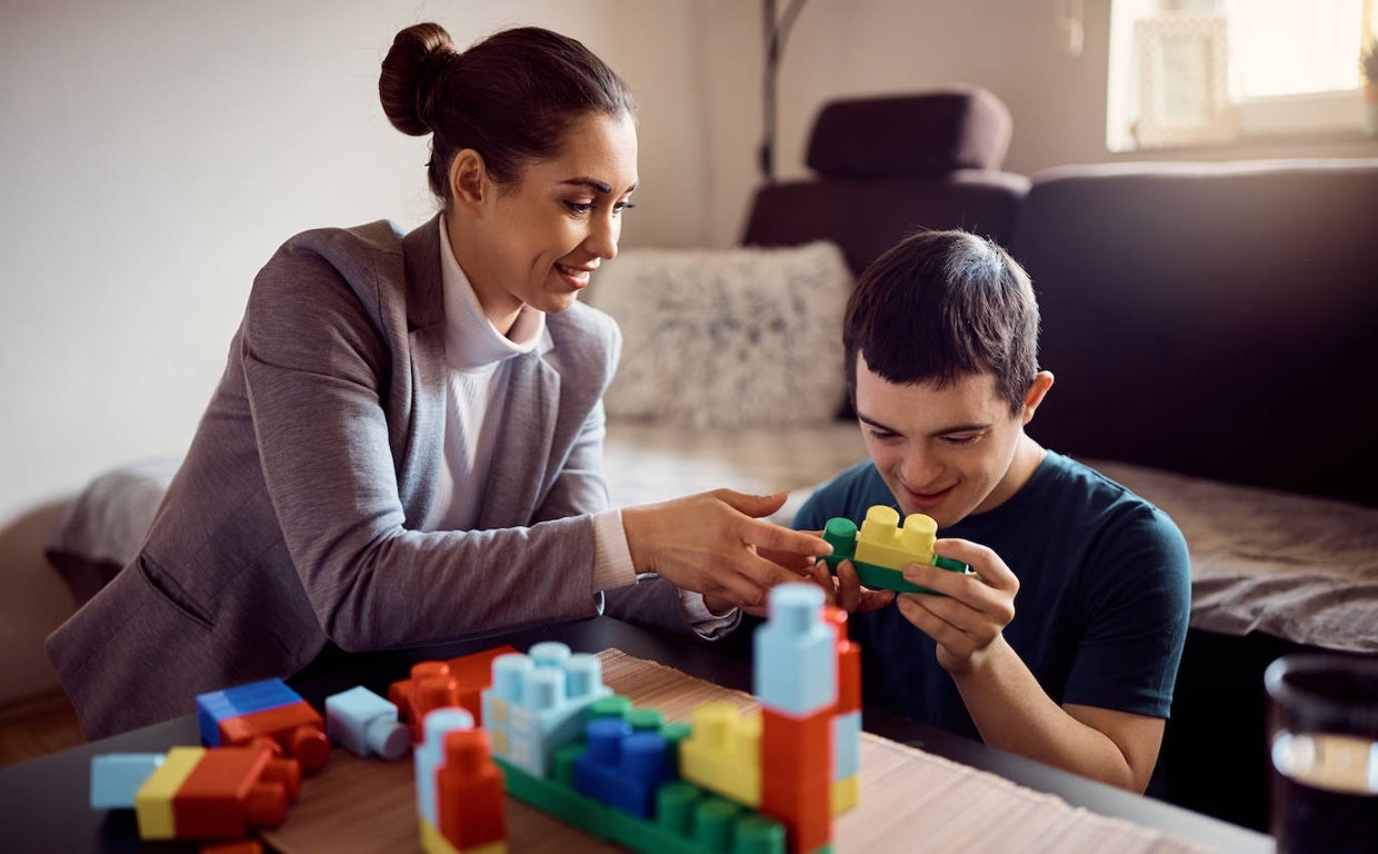 La Atención Temprana sólo cubre a los niños de hasta seis años y está garantizada de forma universal