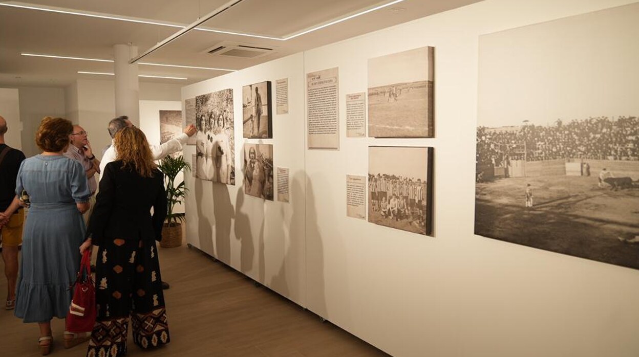 El Ayuntamiento recupera la memoria fotográfica de Pozoblanco en el arranque del siglo XX con la exposición «En el cristal»