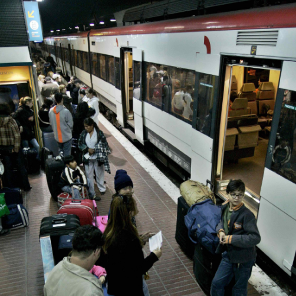 El servicio de transporte público de Barcelona se amplía para las fiestas de la Mercè