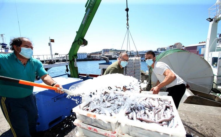 Las cofradías acusan a la Unión Europea de querer acabar con la pesca