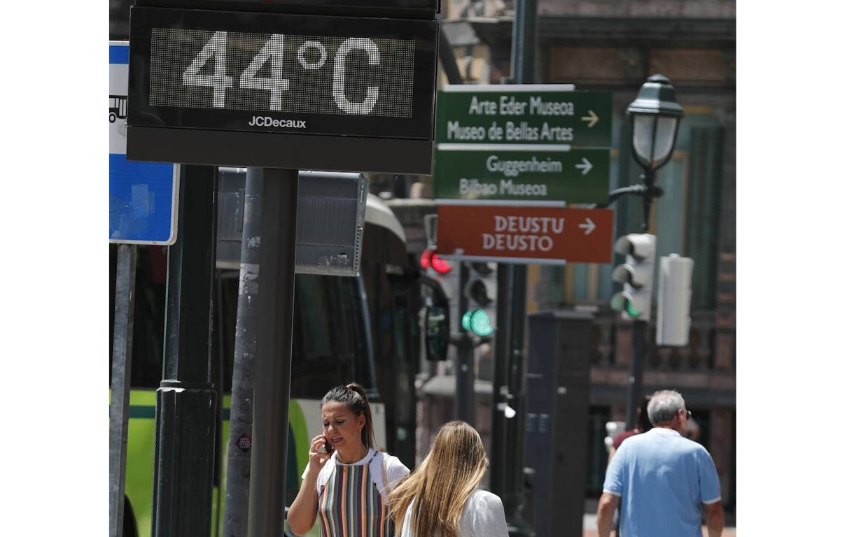 Los termómetros se han disparado varias jornadas por encima de los 40 grados este verano