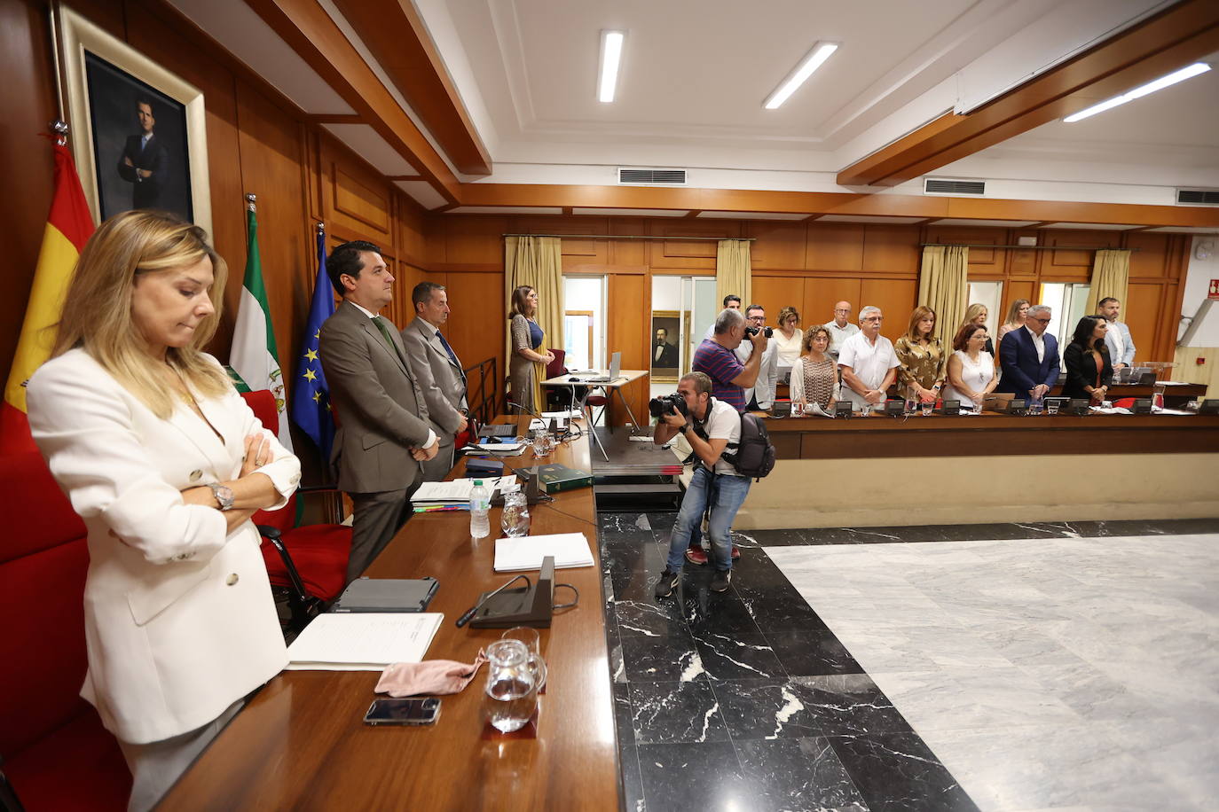 En imágenes, el tenso y polémico Pleno en el Ayuntamiento de Córdoba