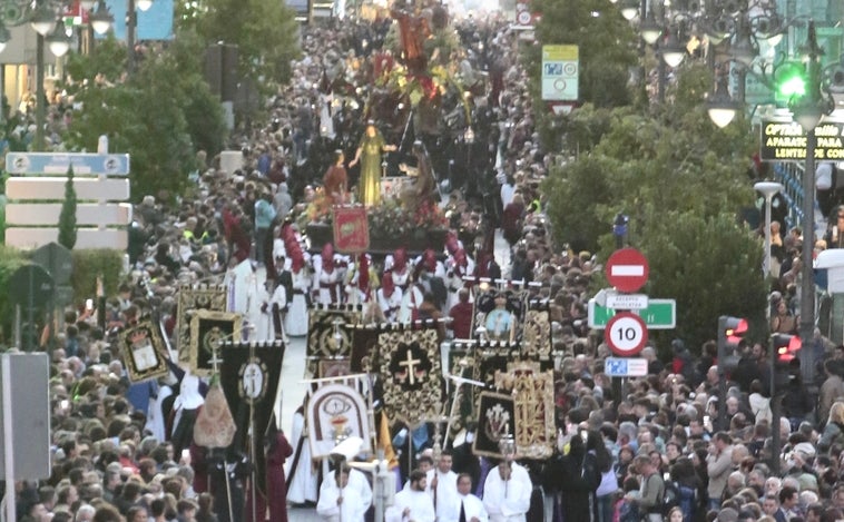 León revive la Semana Santa en pleno otoño