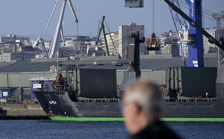 Intervenida una «elevada cantidad de droga» en un buque granelero en el puerto de A Coruña