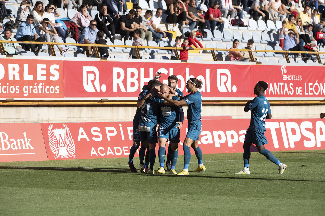 Las imágenes más espectaculares del Cultural Leonesa - Córdoba CF