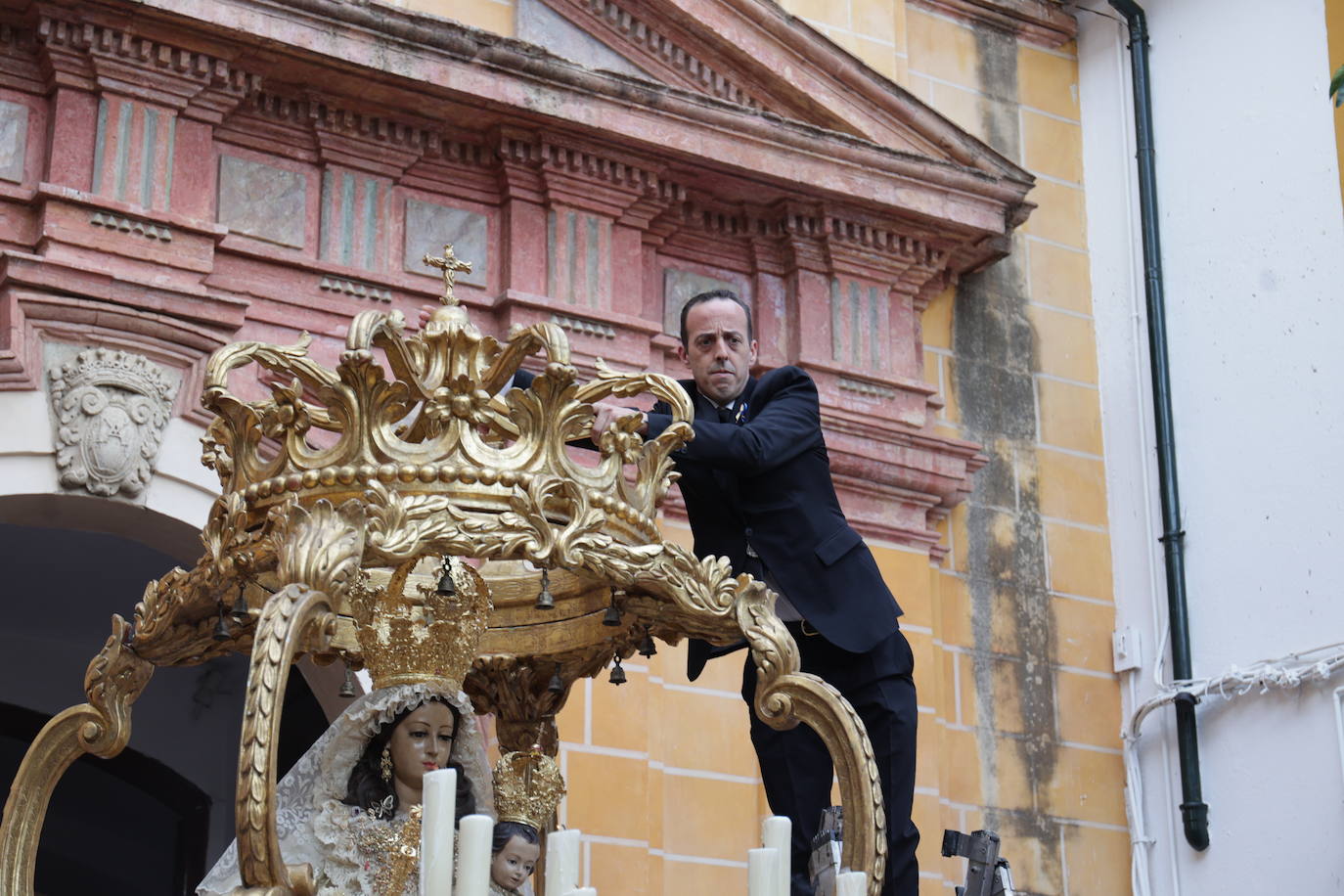 La procesión de la Virgen del Socorro por Córdoba, en imágenes