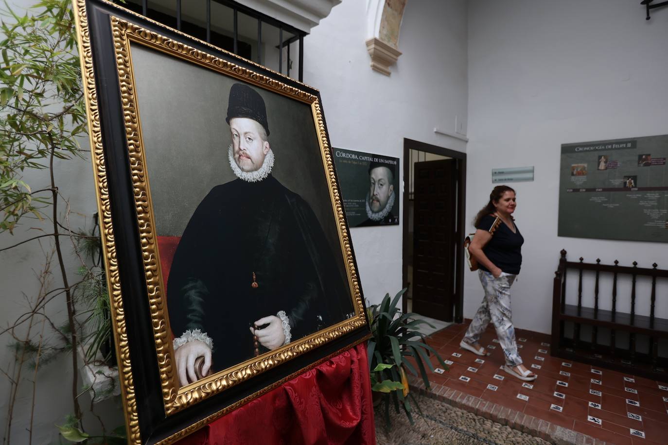 La exposición sobre la visita de Felipe II a Córdoba, en imágenes