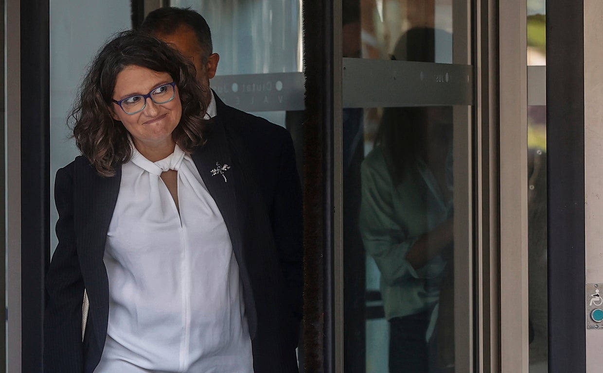 Imagen de la exvicepresidenta de la Generalitat, Mónica Oltra, el pasado lunes en la Ciudad de la Justicia de Valencia