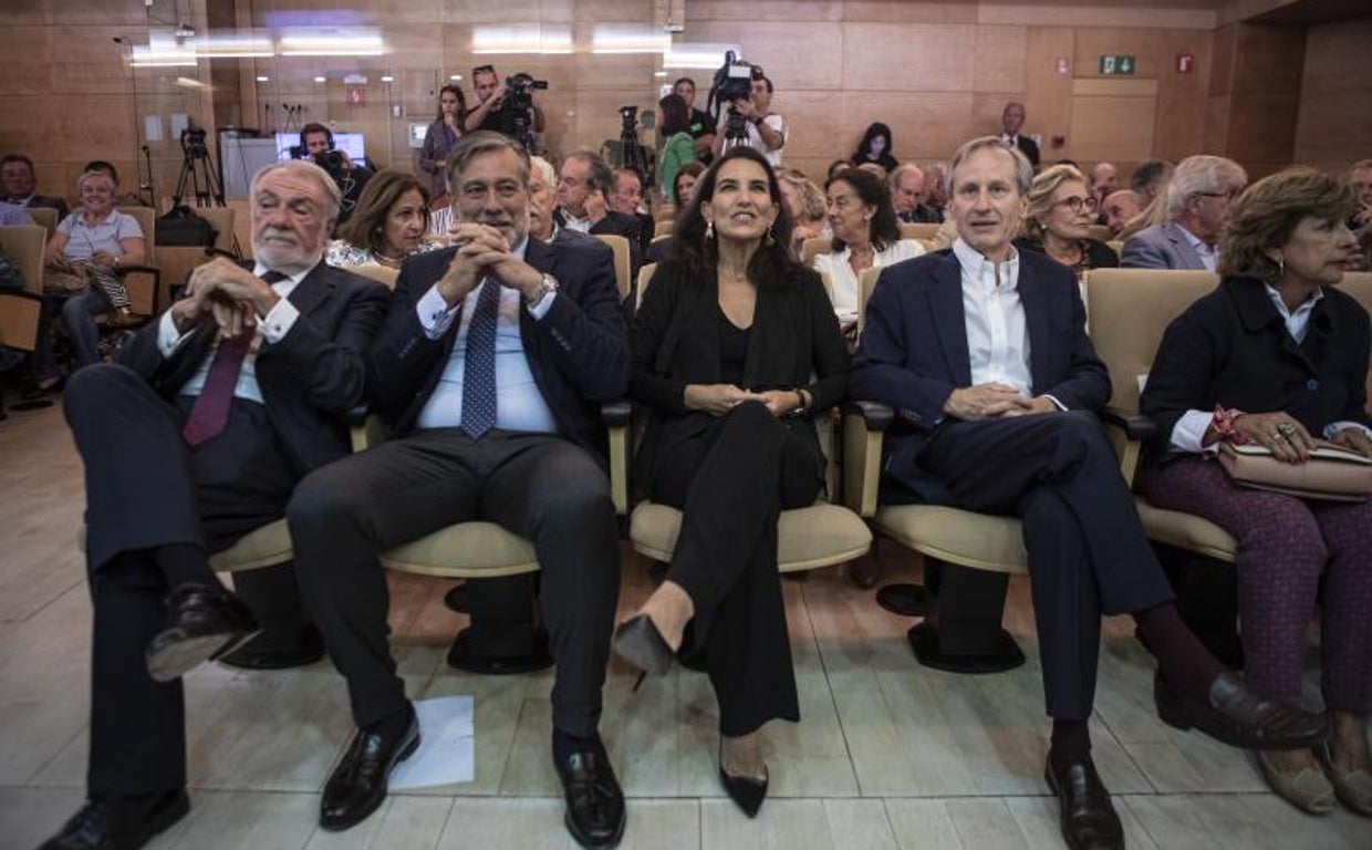 Víctimas de ETA claman contra los traslados de presos de la banda al País Vasco