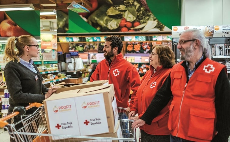 Consum ayuda a más de 85.000 personas a través de la donación de alimentos