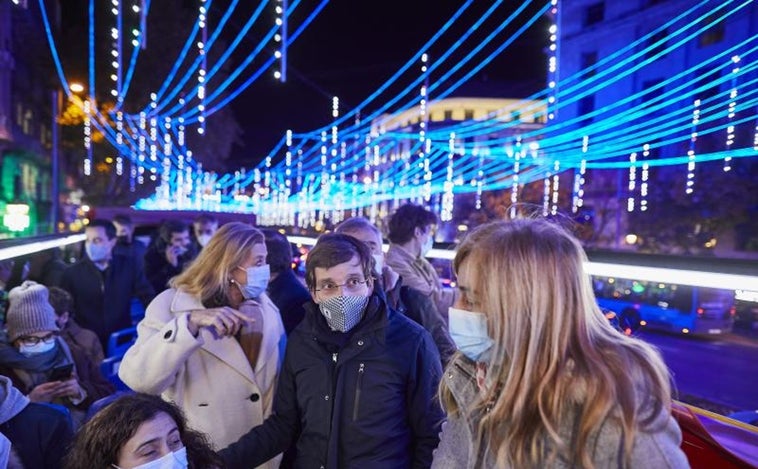 Almeida rechaza el apagón en Navidad: Madrid tendrá 230 calles iluminadas con led