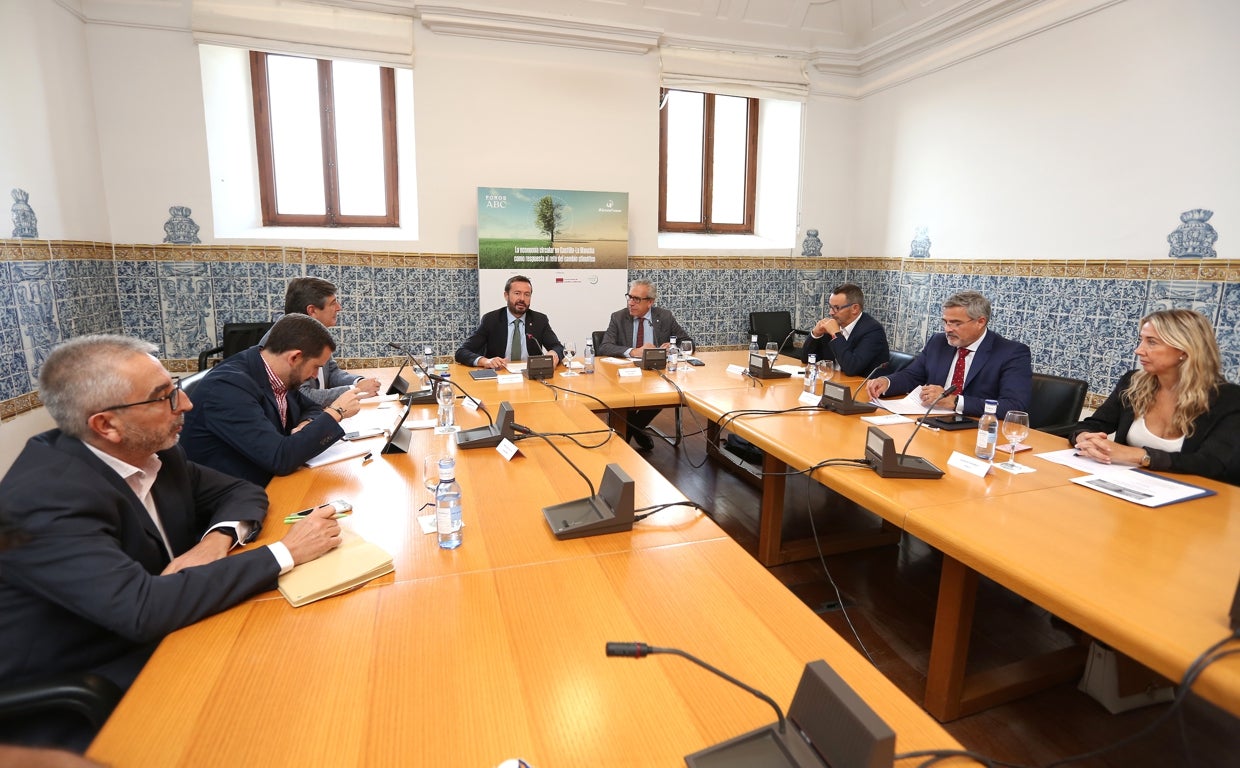 Celebración del foro sobre economía circular organizado por ABC y Fundación Ecolec en Toledo