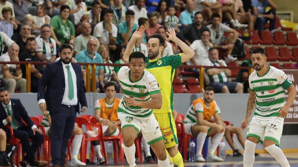 El Córdoba Patrimonio deja escapar el partido en el último minuto ante el Jaén (3-3)
