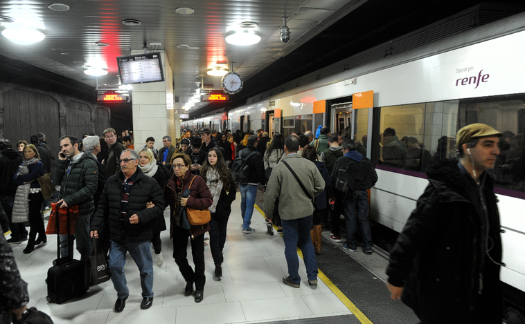 Renfe emite cerca de 500.000 abonos gratuitos entre Cercanías y regionales