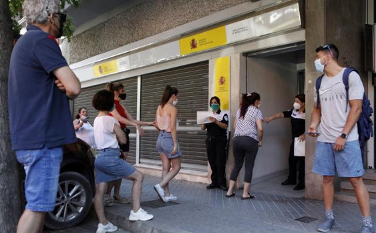 Las personas contratadas deben estar inscritas en el SAE