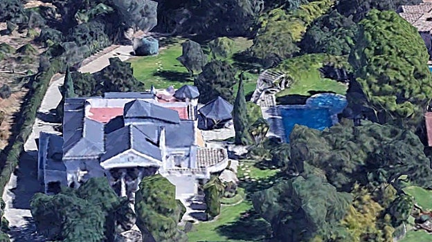 Panorámica aérea de la finca que forma parte de la subasta de bienes del empresario