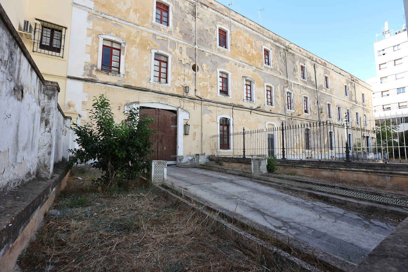 El mal estado de la Zona Militar de Córdoba, en imágenes