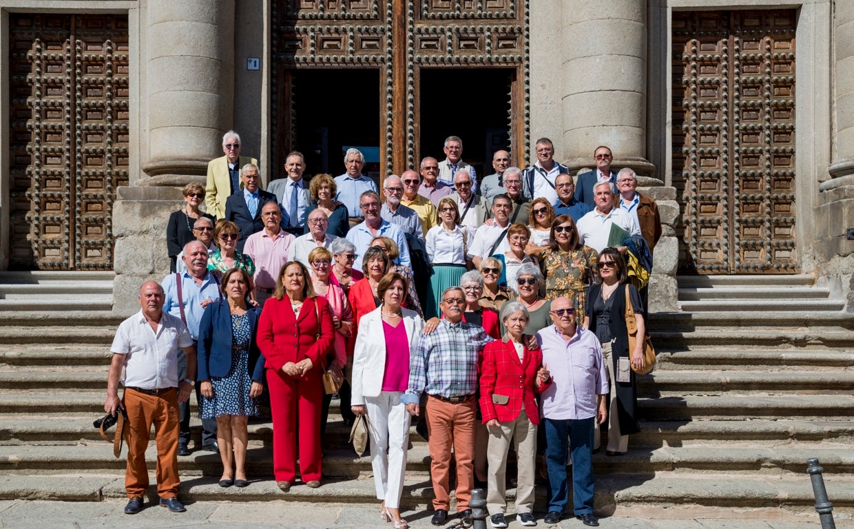 Quinta reunión del antiguo colegio de Auxilio Social de Toledo