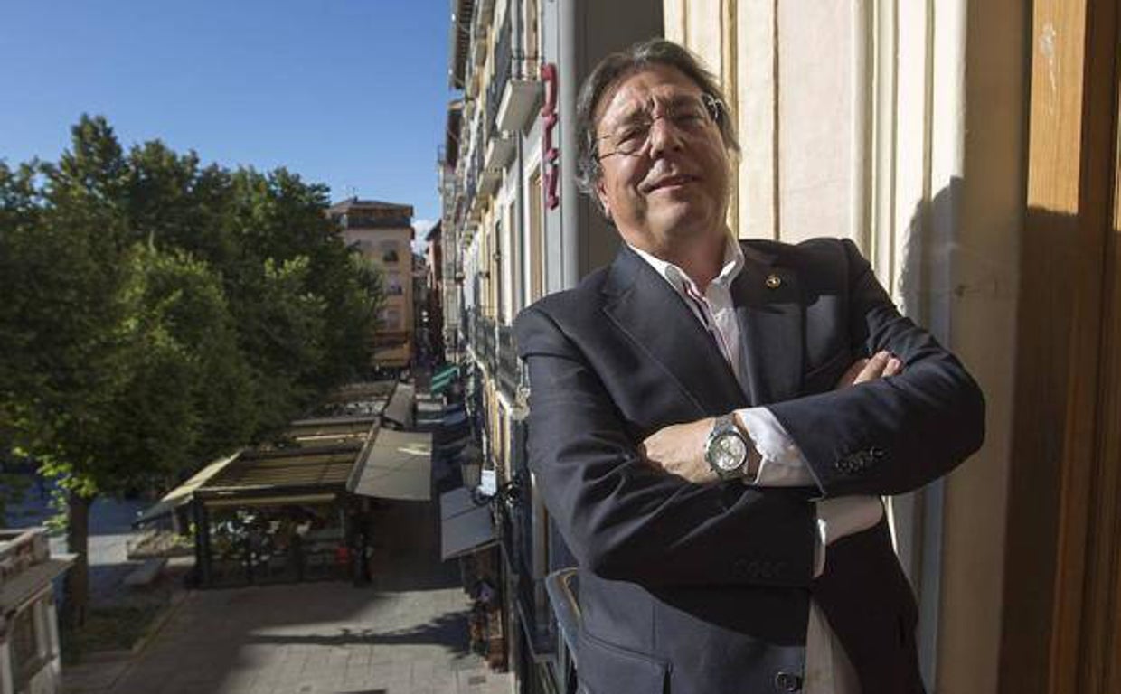 Mariano Vera, cuando estaba al frente del Colegio de Psicólogos de Andalucía Oriental