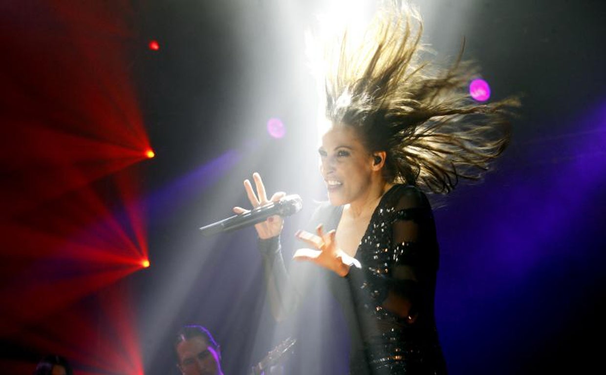 Malú suspende su concierto en Córdoba del sábado por una faringitis
