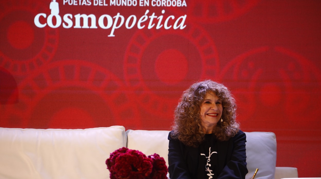 Gioconda Belli en Cosmpoética: «El sandinismo se convirtió en somozismo»