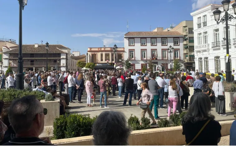 Cientos de personas se manifiestan para pedir mejoras en la sanidad de la comarca de Tomelloso