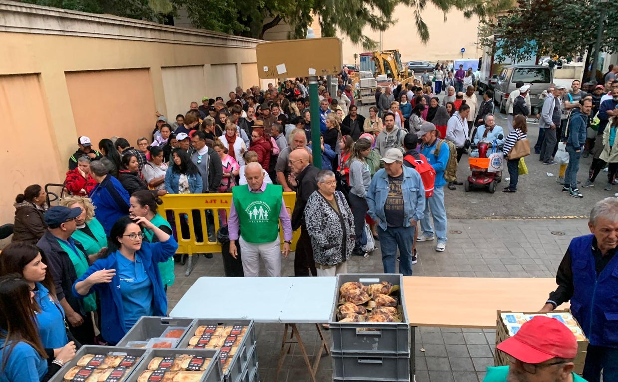 Imagen de archivo de una entrega de comida del Banco de Alimentos de Valencia