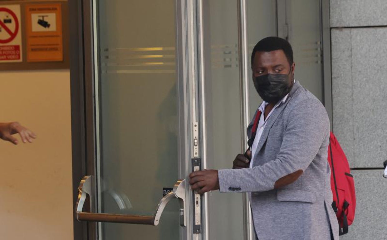 Samuel Koufie, antes de testificar en la Audiencia Nacional, en una imagen de archivo