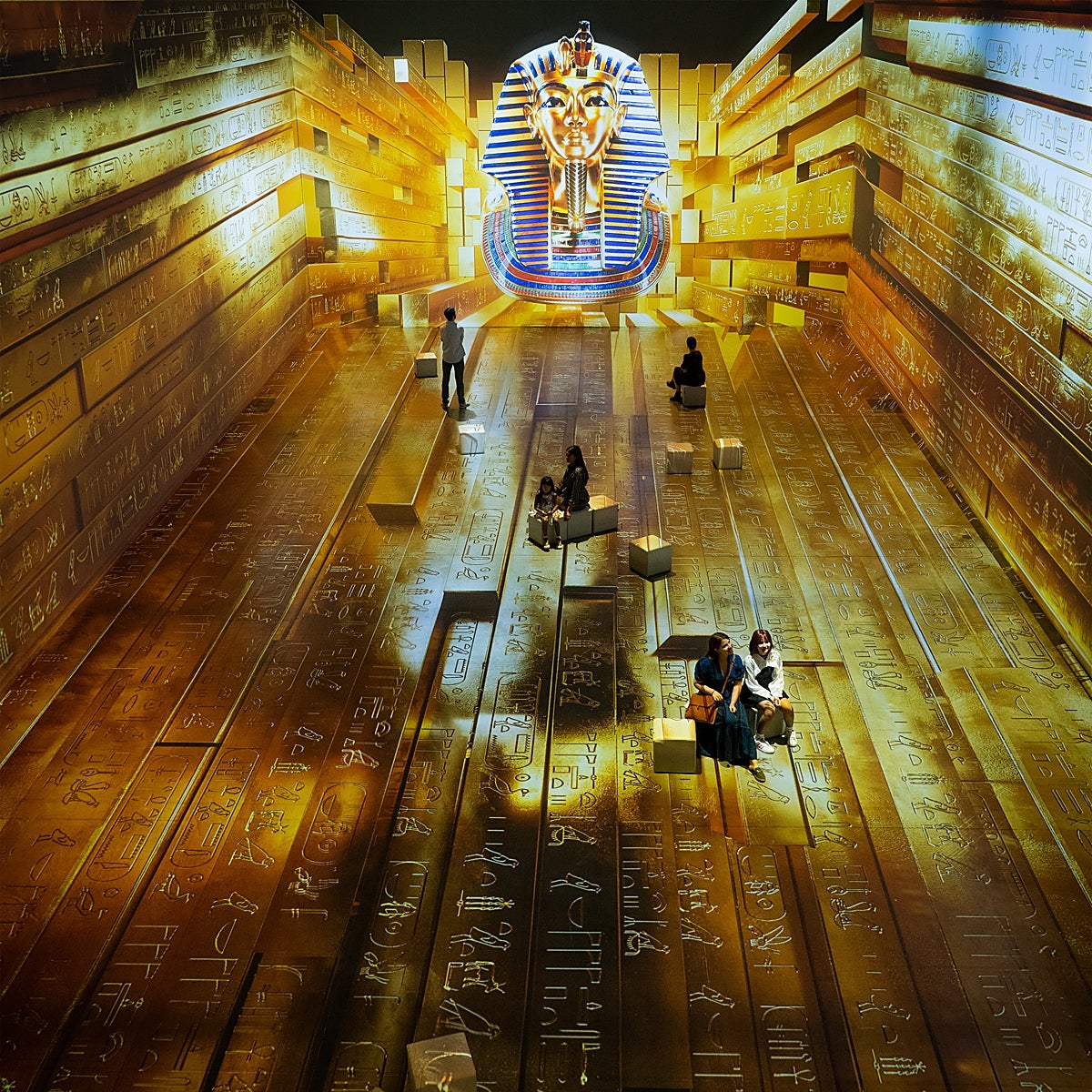Un paseo a lo Indiana Jones por la tumba de Tutankamon