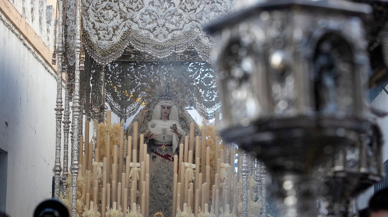 Coronación de la Virgen de la Paz | Siete marchas de ofrenda musical para un día único