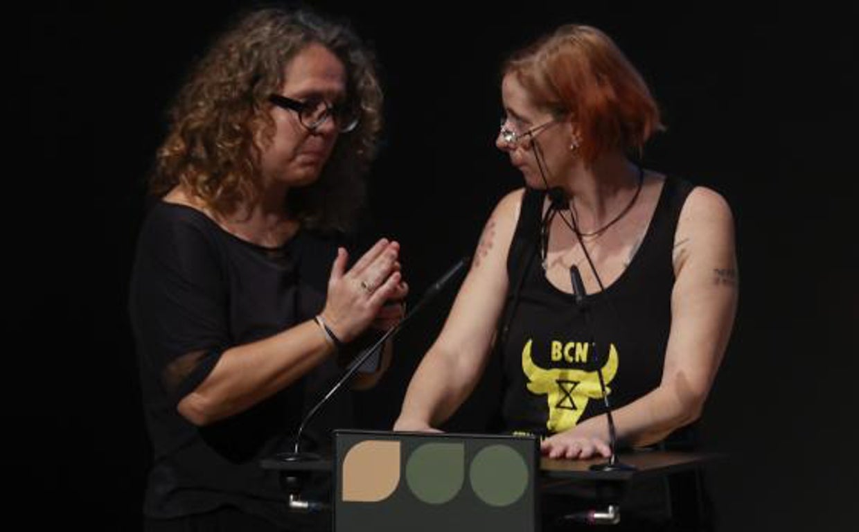 Una activista de Barcelona Animal Rebellion es conminada a abandonar el acto institucional «Vive saludable, vive mejor»