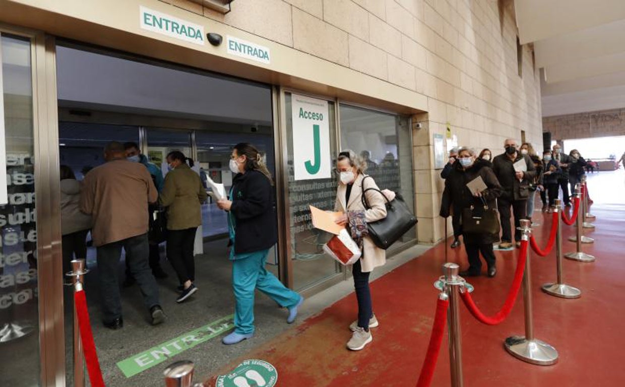 Urgencias y consultas externas en el Hospital Reina Sofía de Córdoba