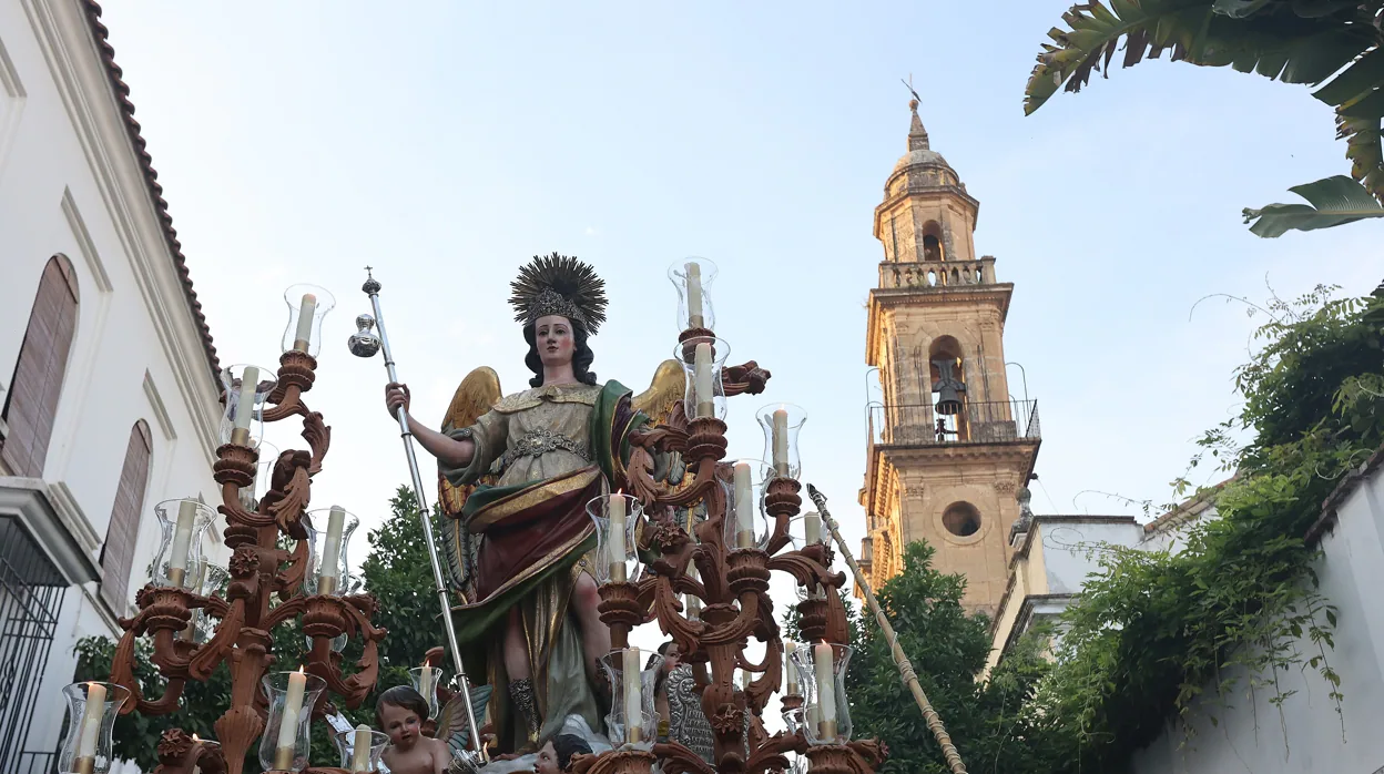 San Rafael, en el libro de Tobías antes que en Córdoba